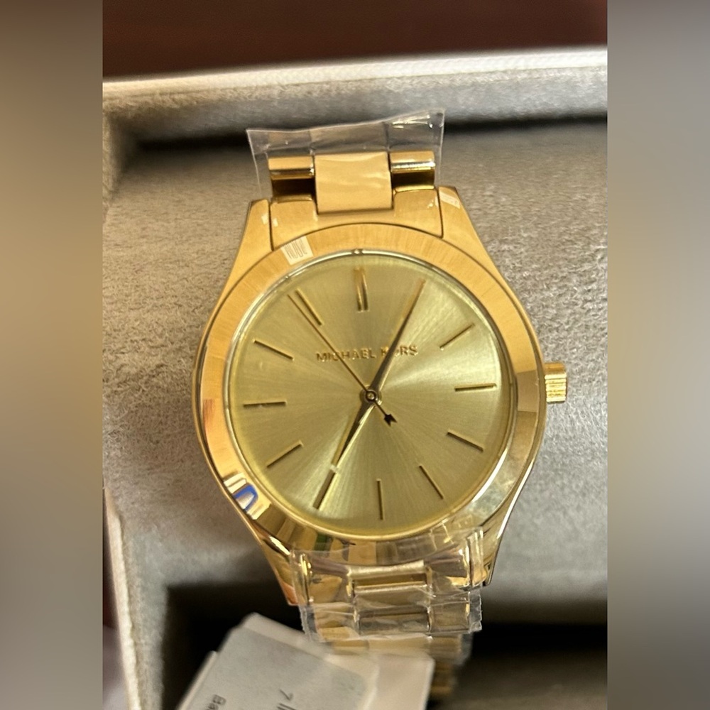 Michael Kors Gold Analog Watch with Minimalist Design